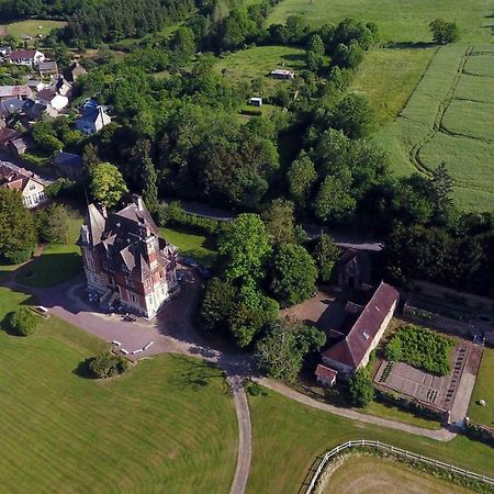 Le Manoir de Bénédicte B&B Cahan Esterno foto