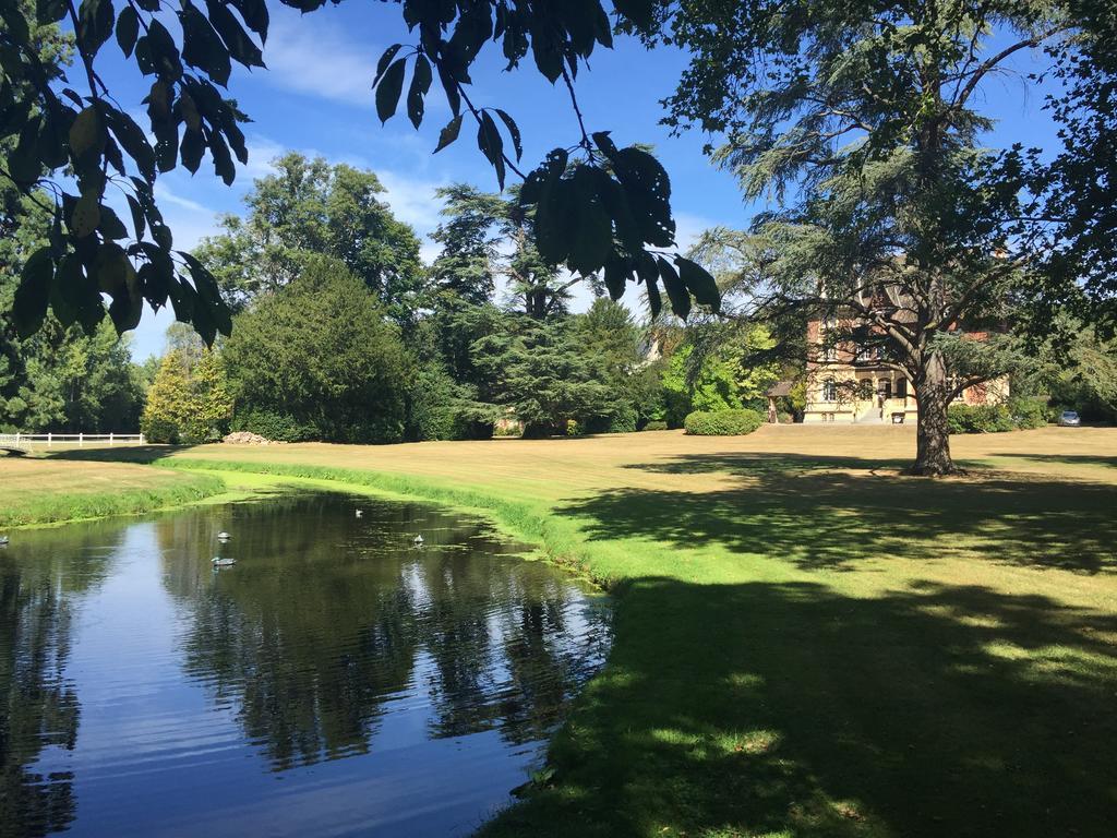 Le Manoir de Bénédicte B&B Cahan Esterno foto
