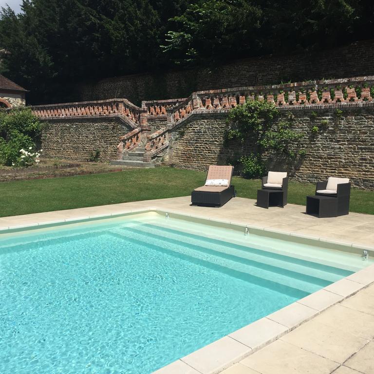 Le Manoir de Bénédicte B&B Cahan Esterno foto