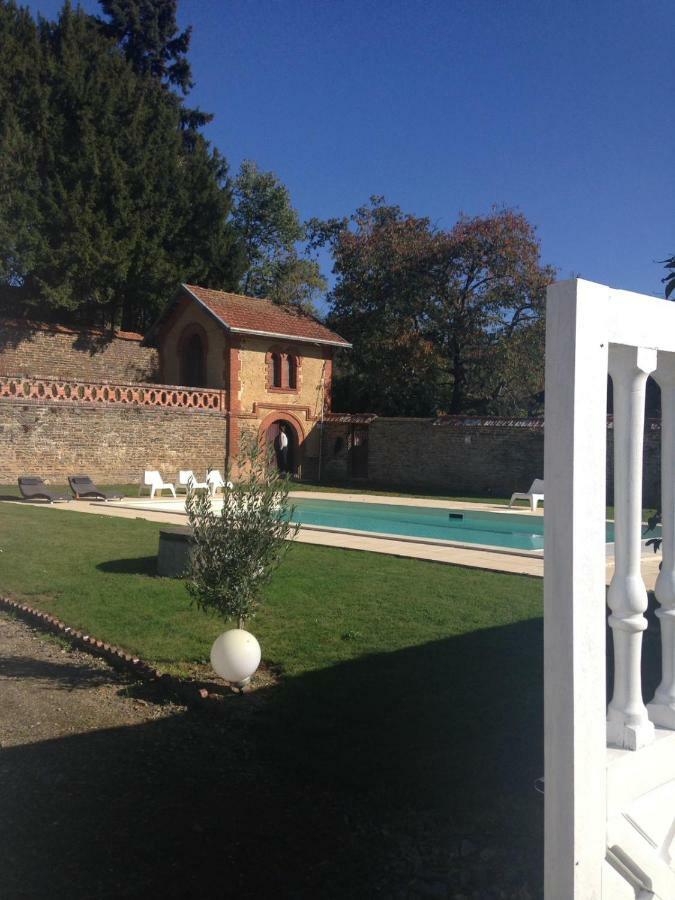 Le Manoir de Bénédicte B&B Cahan Esterno foto